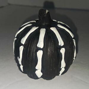 Decor/Decor Halloween Skeleton Pumpkin Figurine Black White Ceramic Freestanding